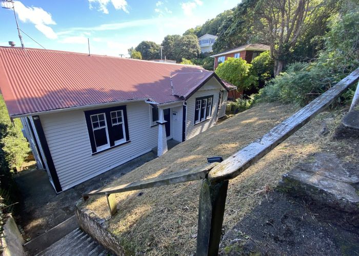  at 17 Rakau Road, Hataitai, Wellington, Wellington