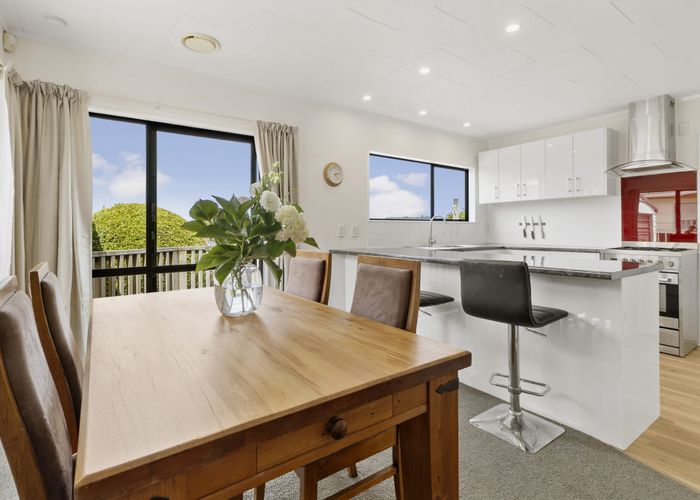  at 12B Cathie Place, Karori, Wellington