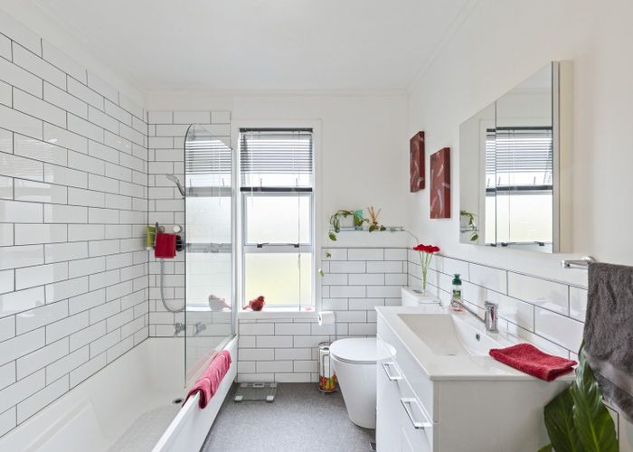  at 87 Bayly Road, Blagdon, New Plymouth, Taranaki