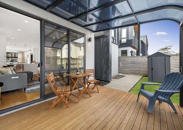  at 8 Whakaora Lane, Flat Bush, Manukau City, Auckland