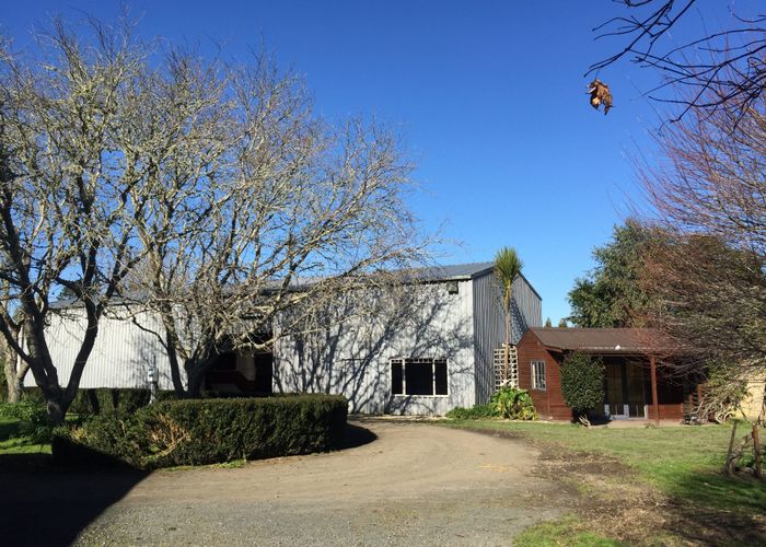  at 80 Blackbridge Road, Albany