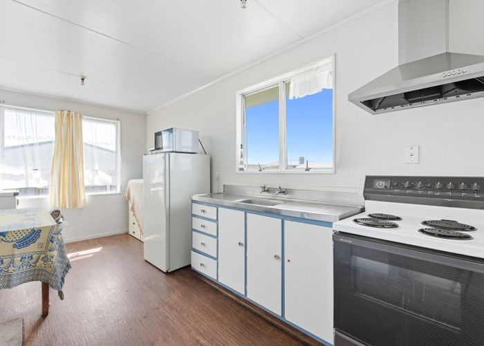  at 49 Lee Street, Castlecliff, Whanganui, Manawatu / Whanganui