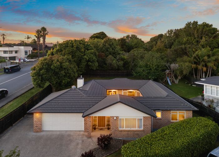  at 18A Stratford Rd, Alfriston, Manukau