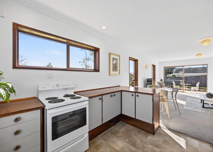  at 1/15 Serrita Avenue, Sunnyhills, Auckland