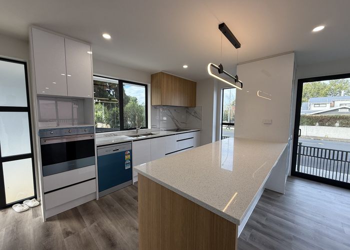  at 2/672 Mt Albert Road, Royal Oak, Auckland City, Auckland