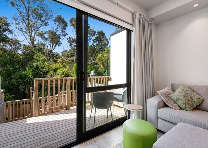  at 6/22 Spinella Drive, Bayview, North Shore City, Auckland