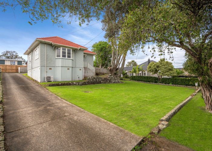  at 4 Massey Avenue, Greenlane, Auckland City, Auckland