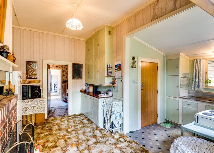  at 877 Hendley Road, Patoka