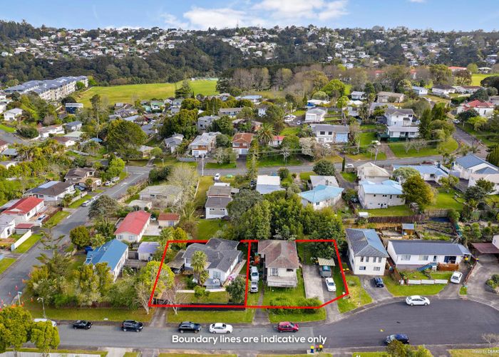  at 4 Garner Place, Glenfield, Auckland