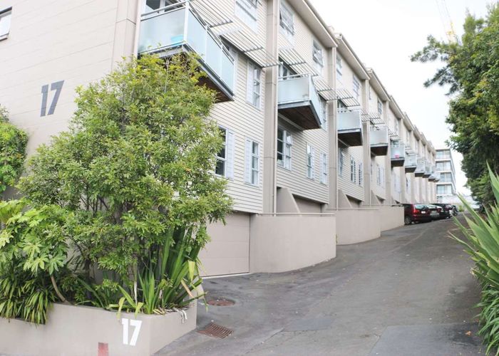  at 1/17 Auburn Street, Grafton, Auckland