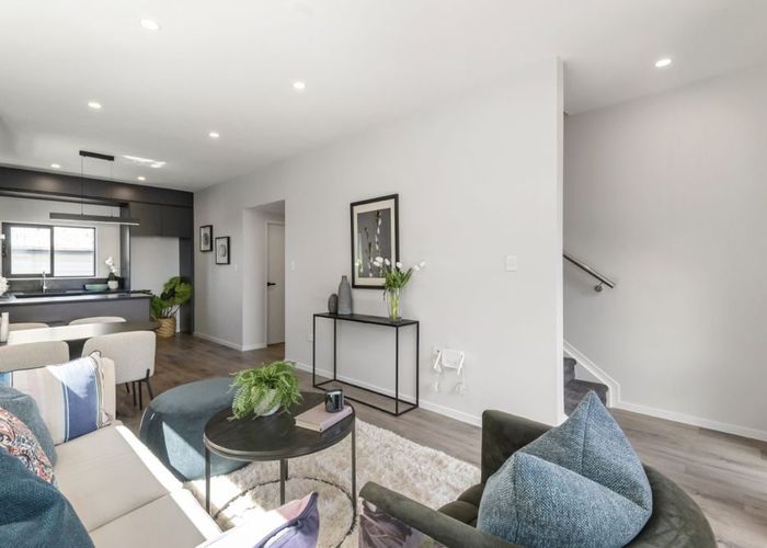  at 11/1B Egremont Street, Belmont, North Shore City, Auckland