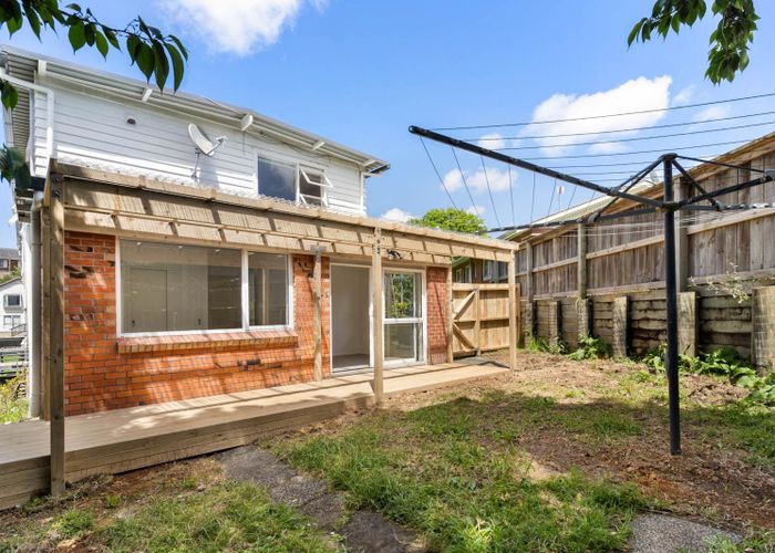  at 2/34 Richard Farrell Avenue, Remuera, Auckland City, Auckland