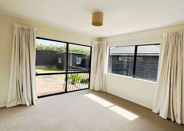  at 2 Nolan Road, Greenlane, Auckland City, Auckland