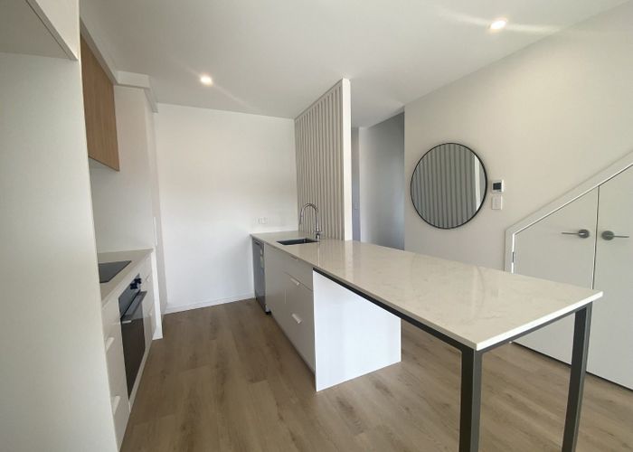  at 14/10 Pascoe Ave, Paremata, Porirua, Wellington