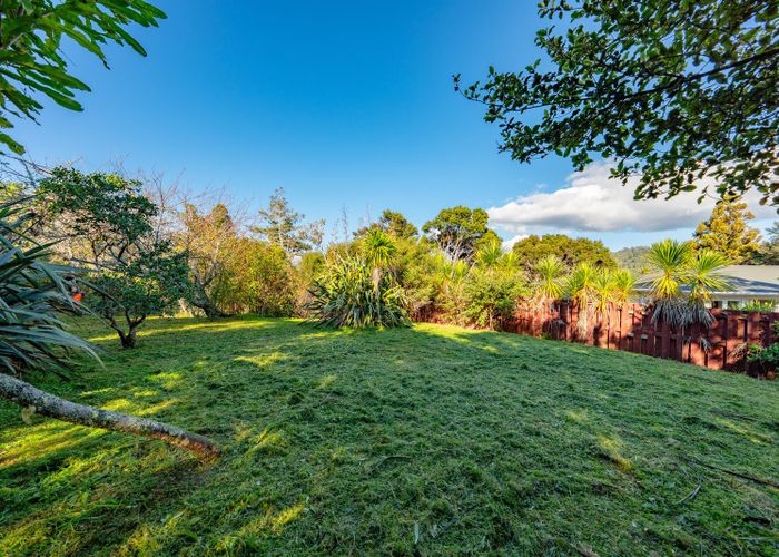  at 1088 Scenic Drive, Swanson, Waitakere City, Auckland