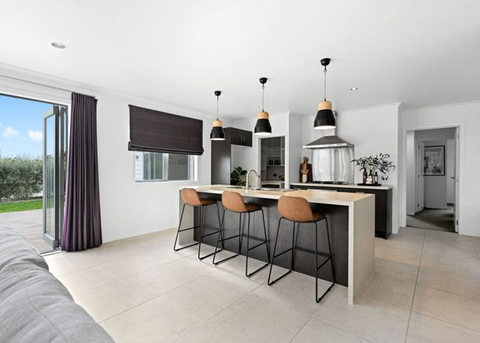  at 3 Cleeve Close, Huntington, Hamilton