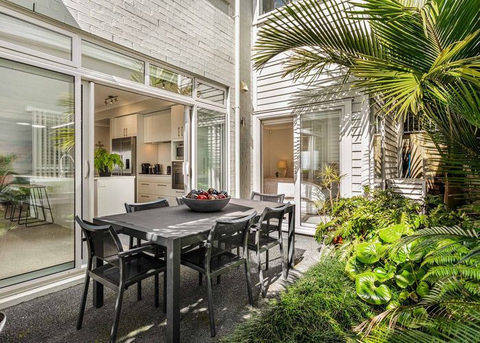  at 6 Sunshine Terrace, Orewa, Rodney, Auckland