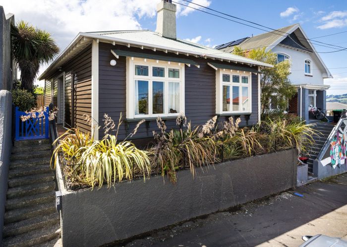  at 76 Elm Row, Dunedin Central, Dunedin