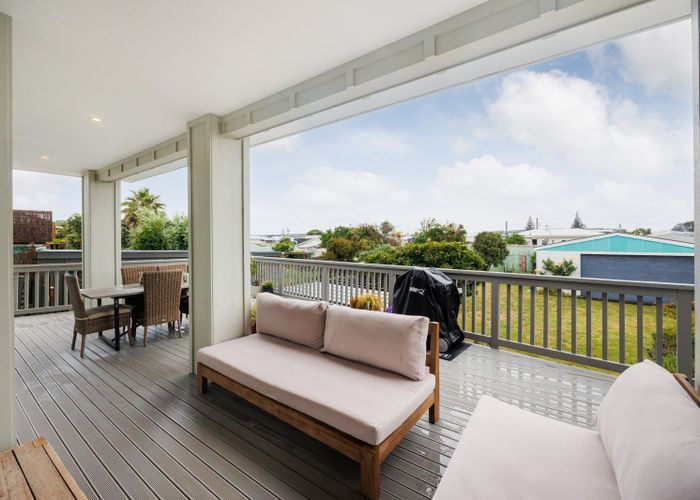  at 9 Roore Street, Foxton Beach, Horowhenua, Manawatu / Whanganui