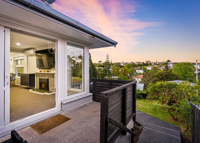  at 43 McClintock Road, Massey, Waitakere City, Auckland