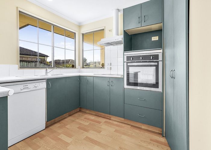  at 12 Farnham Close, Rototuna North, Hamilton