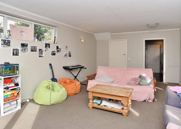  at 2/4 Maidstone Road, Ilam, Christchurch
