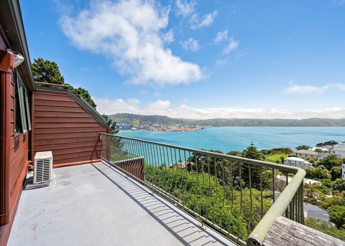  at 14 Palliser Road, Roseneath, Wellington, Wellington