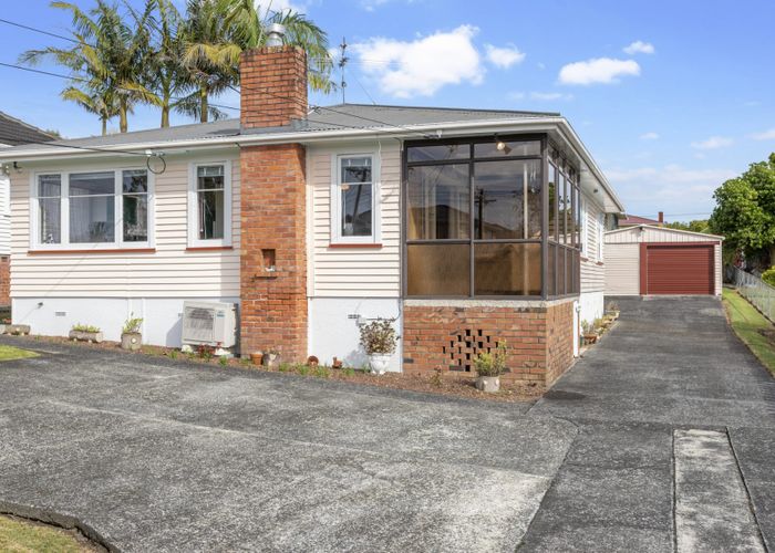  at 34 Kelwyn Road, Kelston, Auckland