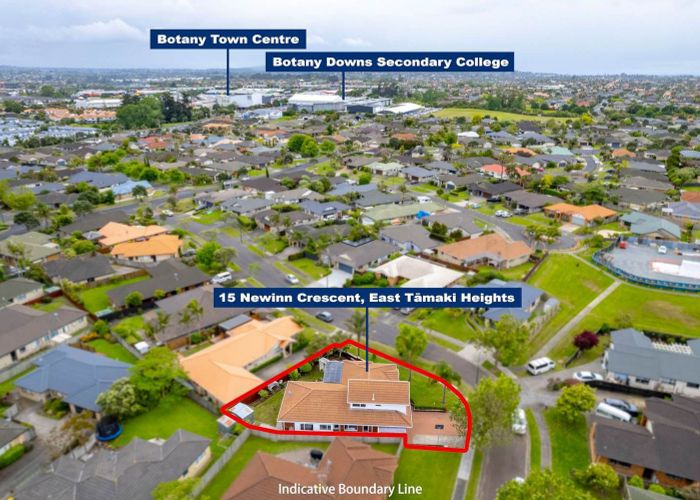  at 15 Newinn Crescent, East Tamaki Heights, Auckland