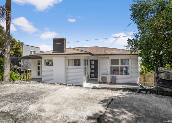  at 160 Glengarry Road, Glen Eden, Waitakere City, Auckland