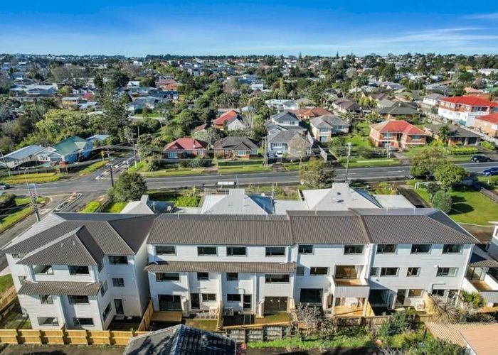  at Lot 2/63 Gardner Avenue, New Lynn, Waitakere City, Auckland
