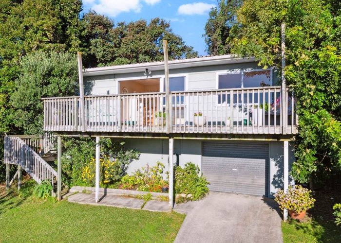  at 4B Scott Road, Stanmore Bay, Whangaparaoa