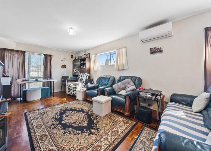  at 9 Blackgate Place, Weymouth, Manukau City, Auckland