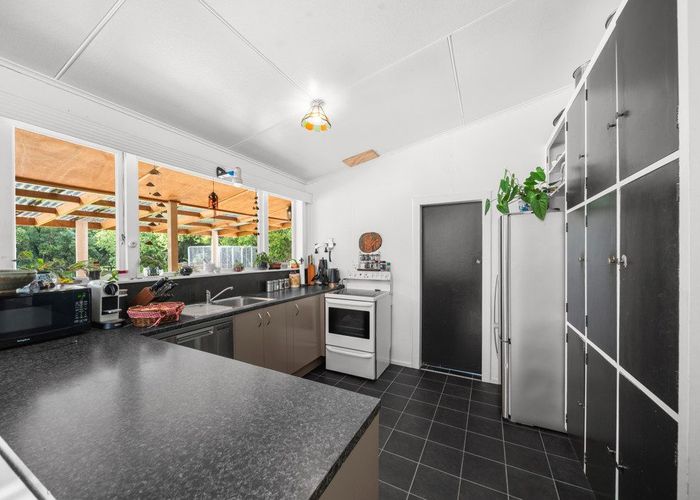  at 680 Norfolk Road, Carterton