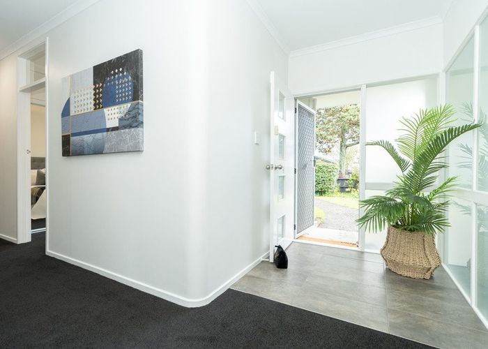  at 2 Clements Crescent, Queenwood, Hamilton