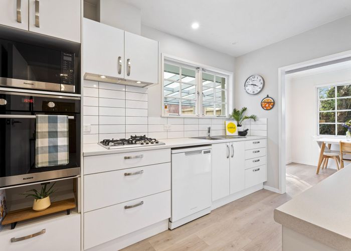  at 1 Mckenzie Road, Mangere Bridge, Auckland