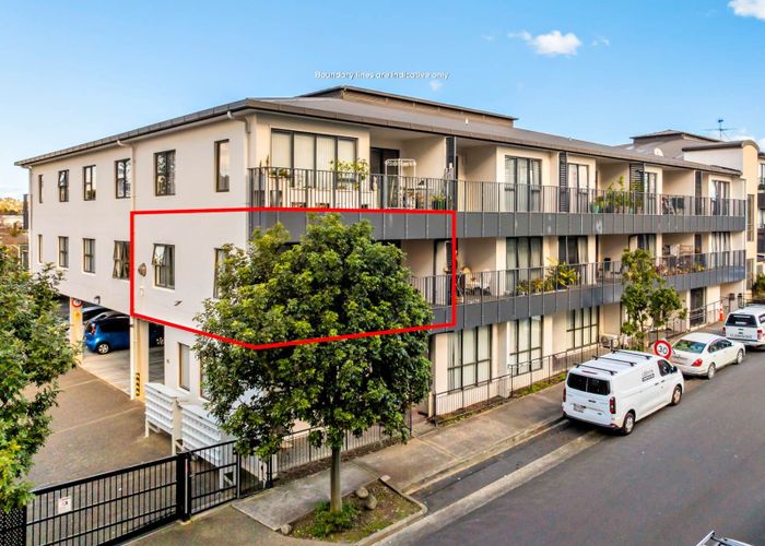  at 2I/1 Wadier Place, Henderson, Waitakere City, Auckland