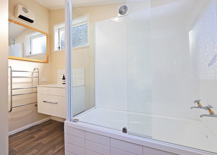  at 10 Coote Road, Bluff Hill, Napier