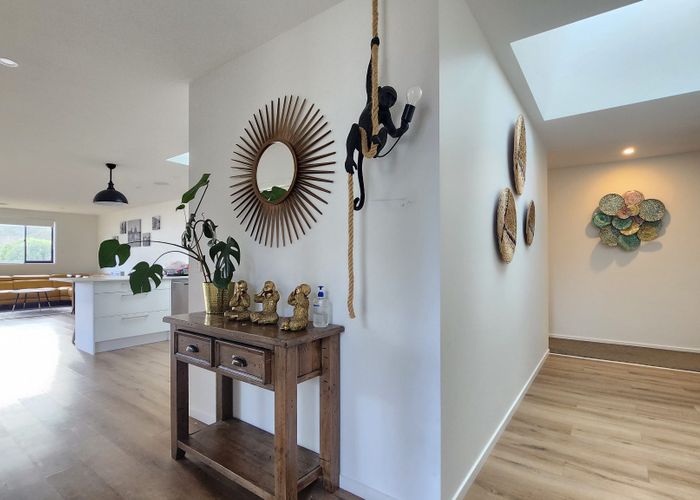  at 6 Cartographer Way, Whitby, Porirua