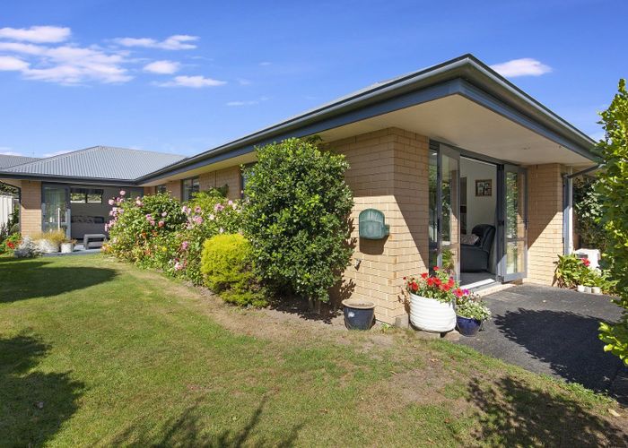  at 46 Eaglesome Avenue, Aidanfield, Christchurch