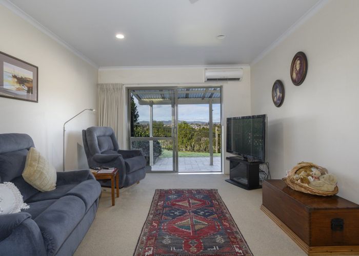  at 8/41 Manchester Way, Judea, Tauranga