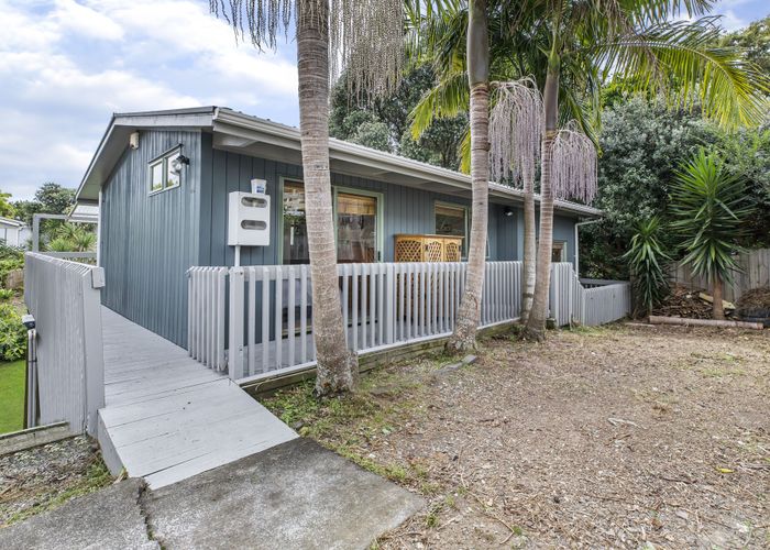  at 22B Hutchinsons Road, Bucklands Beach, Auckland