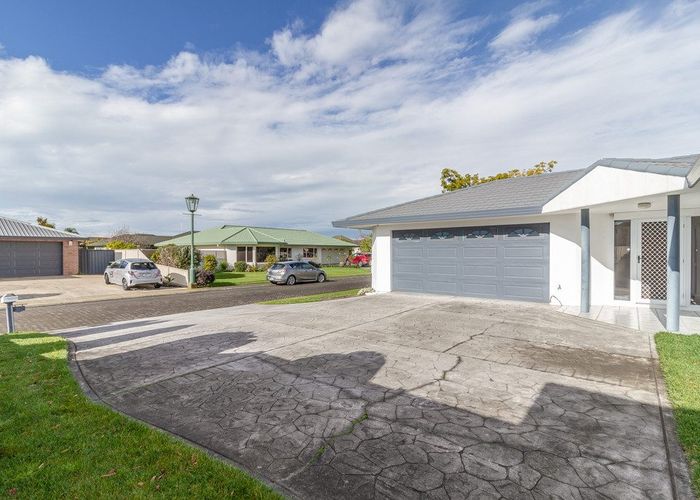  at 3 Lowndes Place, Taradale, Napier, Hawke's Bay