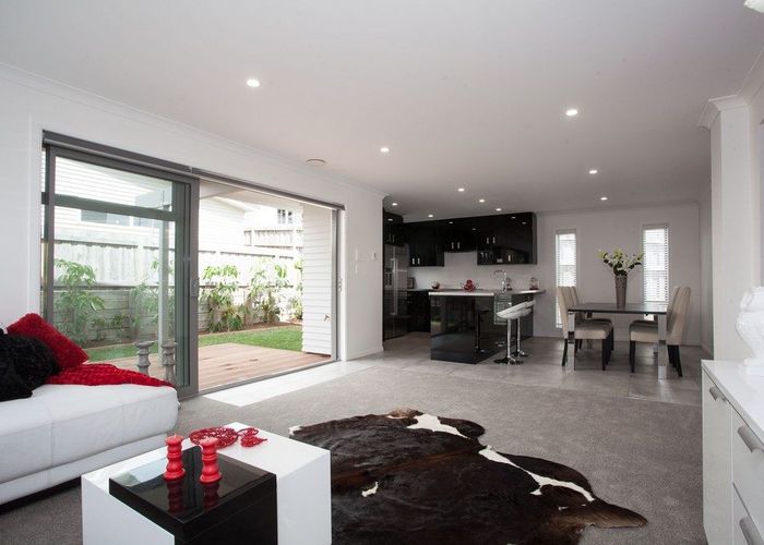  at 33F Seaside Avenue, Waterview, Auckland City, Auckland
