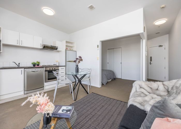  at 302/10 Flower Street, Eden Terrace, Auckland