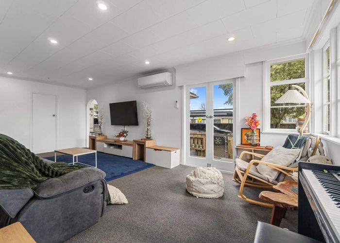  at 6 Kenney Crescent, Fairfield, Hamilton, Waikato