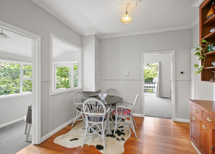  at 166 Seaview Road, Westown, New Plymouth