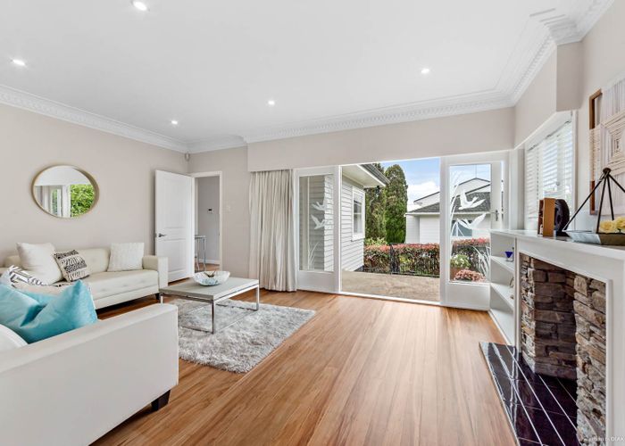  at 163 Chivalry Road, Glenfield, Auckland