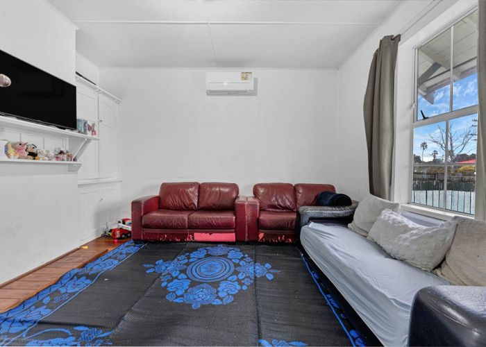  at 1/62 Old Wairoa Road, Papakura, Papakura, Auckland