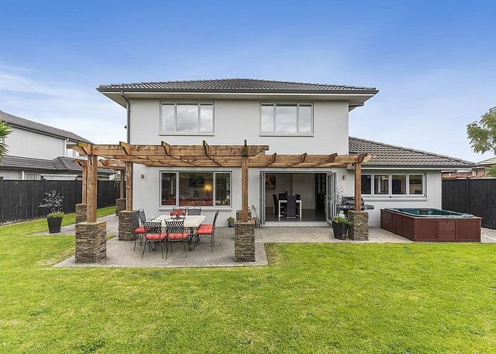  at 42 Toscana Drive, Karaka, Papakura